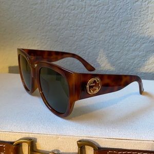 Gucci sunglasses